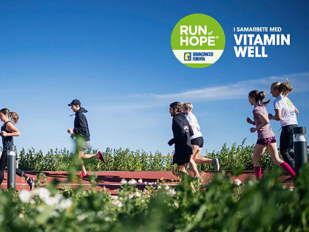 Stöd barncancerfondens arbete genom att gå, lunka, springa Run of Hope Ånge i Elljusspåret den 7 oktober.